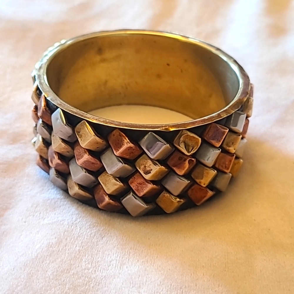 COPPER, BRASS, AND SILVER TONE CHUNKY BANGLE